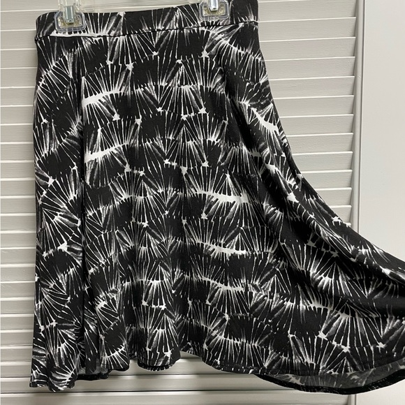 Cynthia Rowley Skirt Small Black/White Tye Dye Look - Picture 3 of 5
